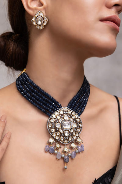 Blue beaded necklace set