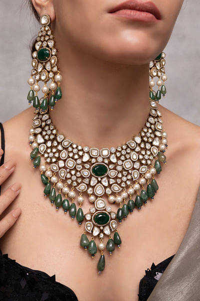 Green bead and kundan necklace set