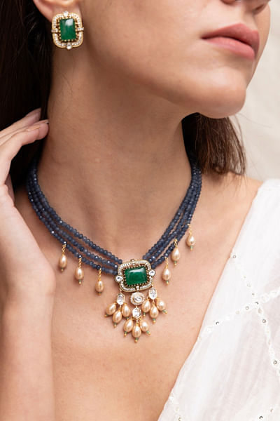 Blue bead embellished necklace set