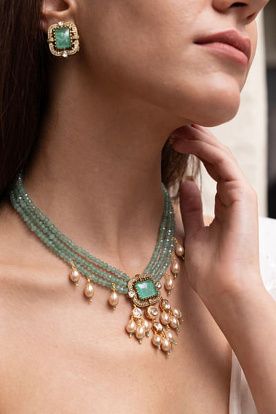 Green bead embellished necklace set