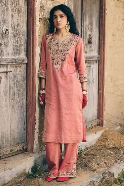 Rashika Mittal Rose pink floral embroidery kurta set RASHJUN26D146592