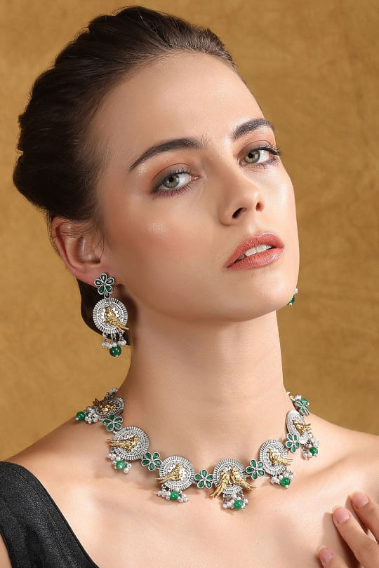 Auraa Trends