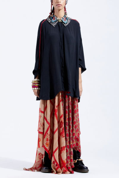 Black shirt and printed trousers