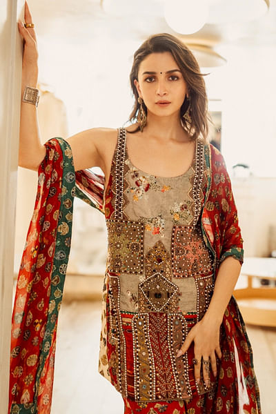 Multicolour embroidered kurta set