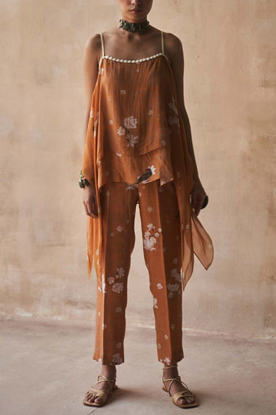 Printed top and trousers
