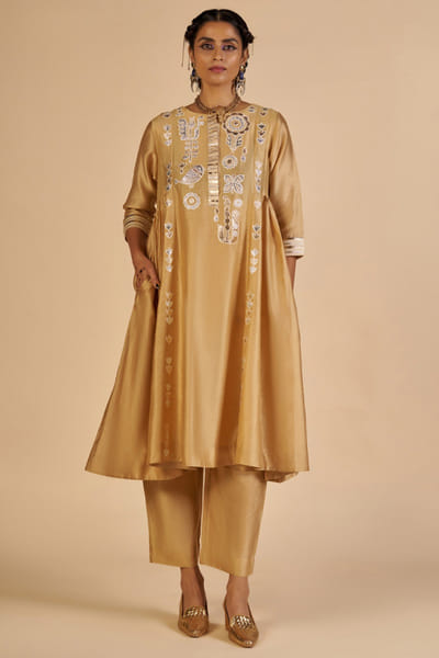 Light beige embroidered chanderi kurta