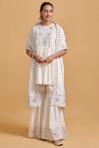 Off-white dori mirror embroidered gharara set