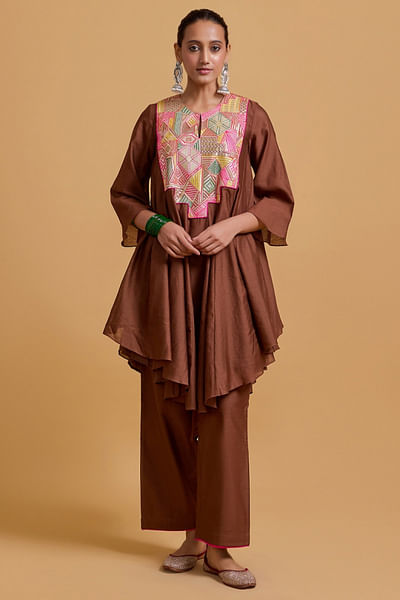 Brown geometric embroidered kurta set
