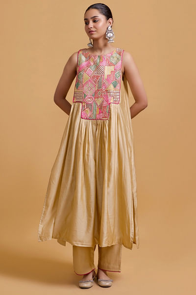 Beige geometry embroidered kurta set