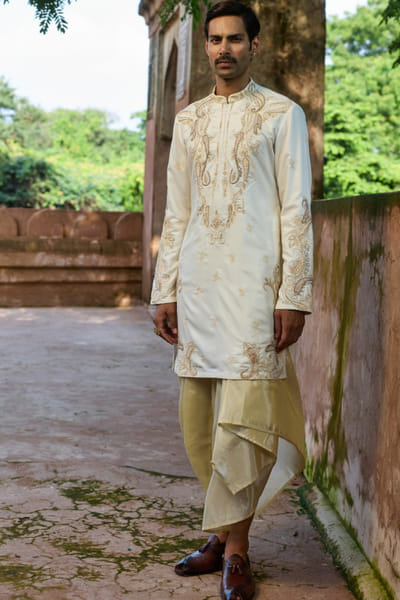 Ivory paisley embroidered kurta set