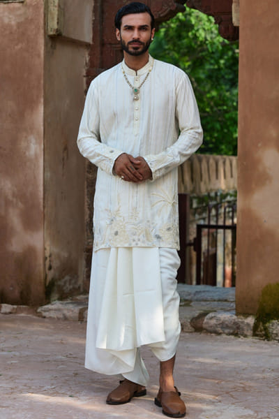 Ivory crème resham embroidered kurta set