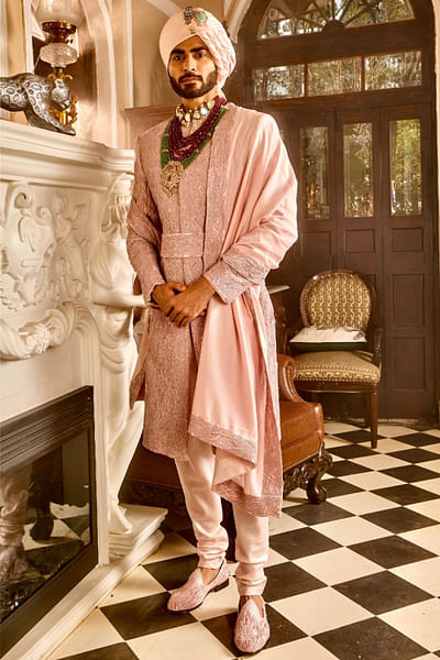 Crepe pink dori zari embroidered sherwani set