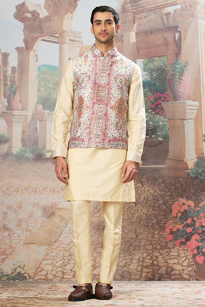 Yellow Mughal printed mirror bandi kurta set