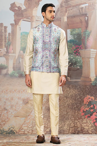 Vintage beige Mughal print mirror bandi kurta set