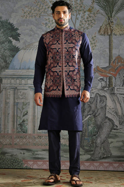 Navy Persian embroidered kurta bundi set