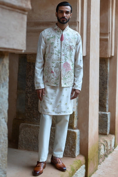 Ivory and pink embroidered bandi kurta set