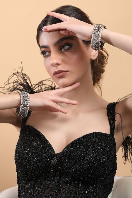 Auraa Trends