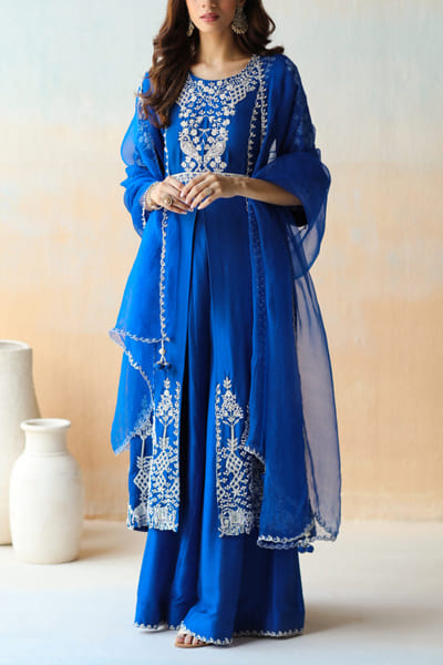 Aman Takyar Blue embroidered kurta and sharara set ATASEPT2206