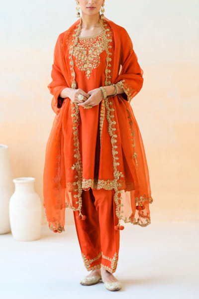 Aman Takyar Orange embroidered kurta set ATASEPT2212