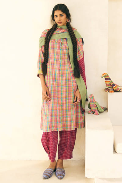 Multicolour check cotton stole