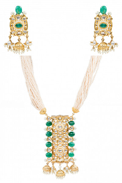 Gold kundan and pearl necklace set