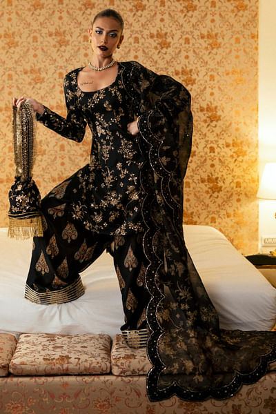 Black floral print embellished kurta set
