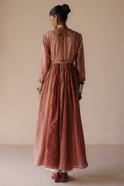 Avacara Blush embroidered chanderi anarkali set AVAMAR26D140374