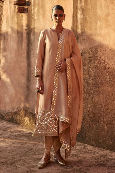 Beige chevron gota embroidered kurta set