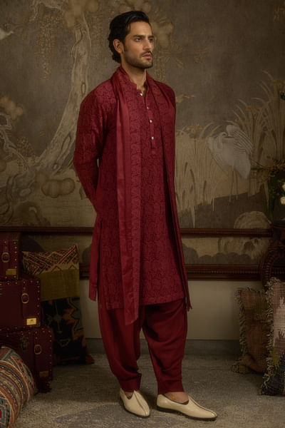 Maroon embroidered kurta set