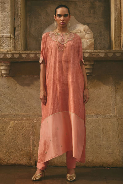 Pink dori embroidered kaftan set
