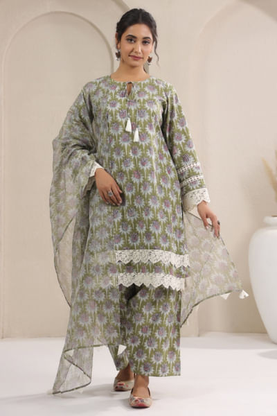 Green floral print kurta set
