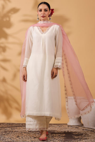 Ivory white-pink embroidery chanderi kurta set