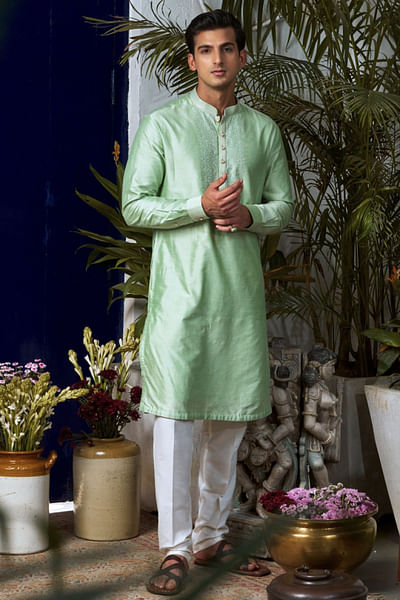 Green floral embroidered kurta set