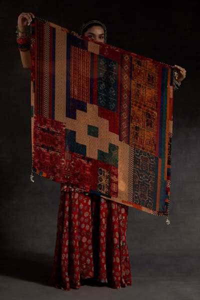 Aseem Kapoor Multicolour pearl embellished scarf ASEEAPR26D242838