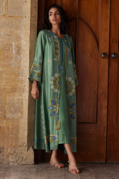 Spearmint embroidered front-open jacket