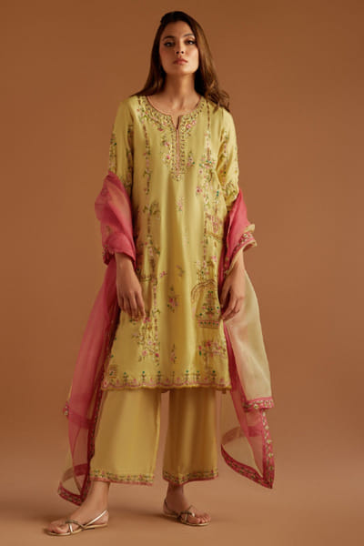 Misha Lakhani Yellow resham embroidered kurta set MISFEB26D138542