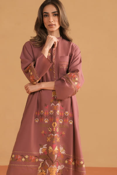 Deep ruby embroidered kurta