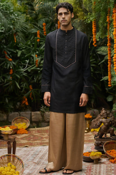 Black pintuck kurta