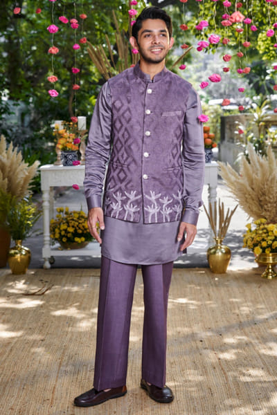 Purple embroidered bandi