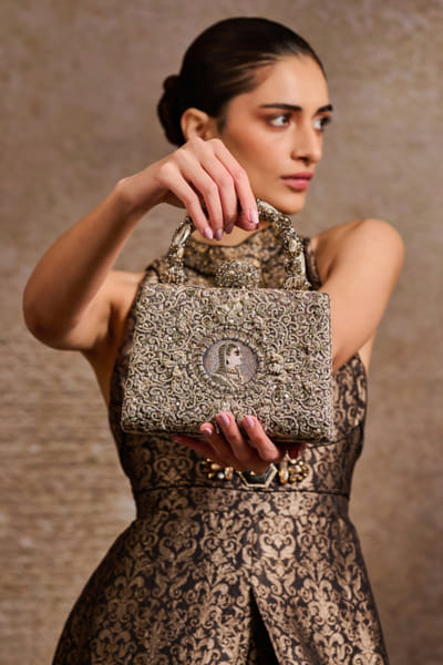 Silver zardozi embroidered clutch