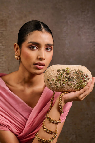 Ivory kashida embroidered clutch