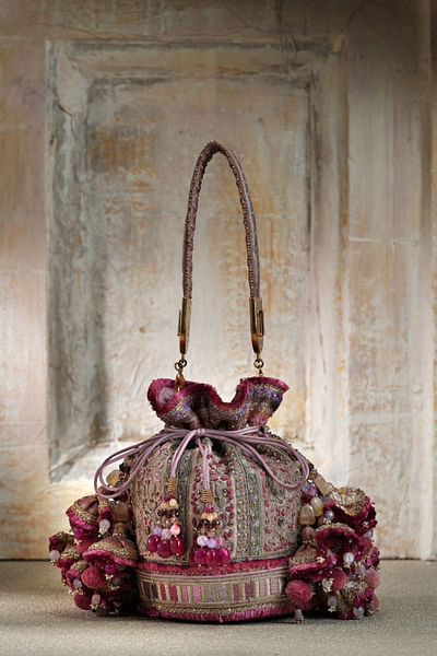 Onion pink embroidered bucket bag