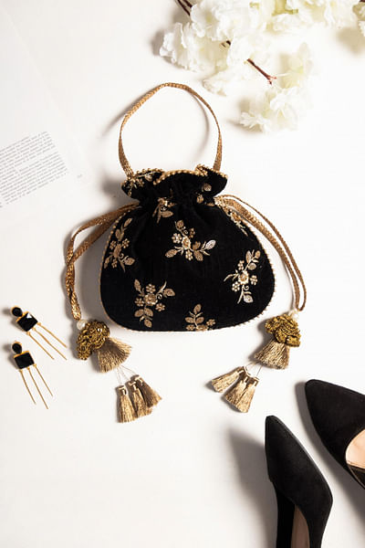 Black embroidered potli bag