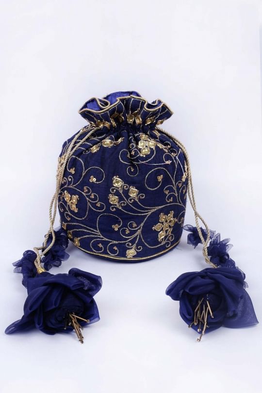 Vareli Bafna Designs