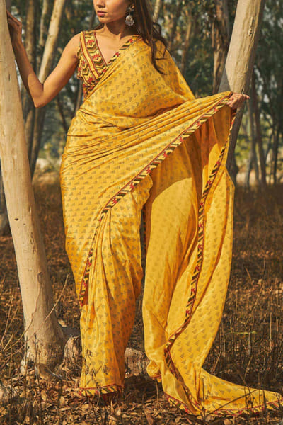 Pineapple yellow natural crepe sari set