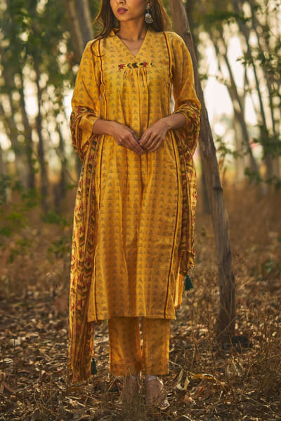 Yellow chanderi kurta set