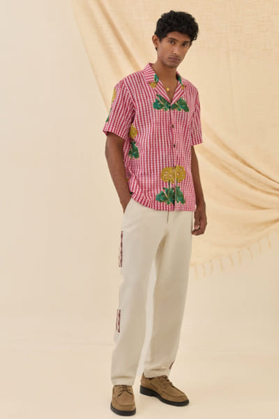 Pink stripe printed shirt