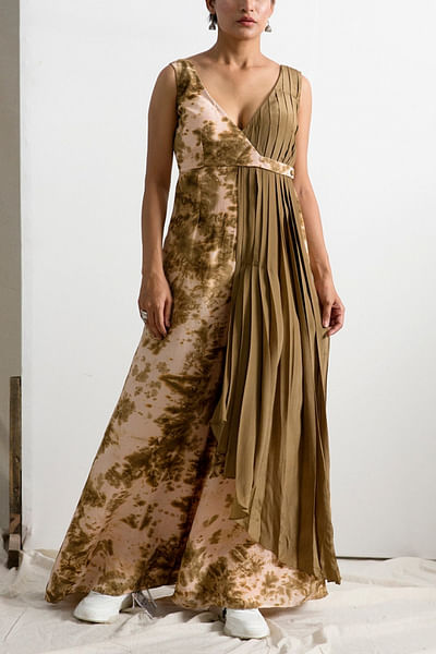 Beige and green jumpsuit