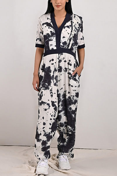 Monochrome tie & dye jumpsuit sari