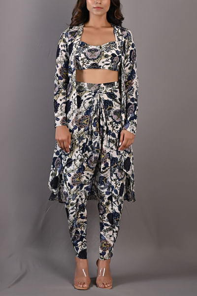 Digital printed dhoti and cape set